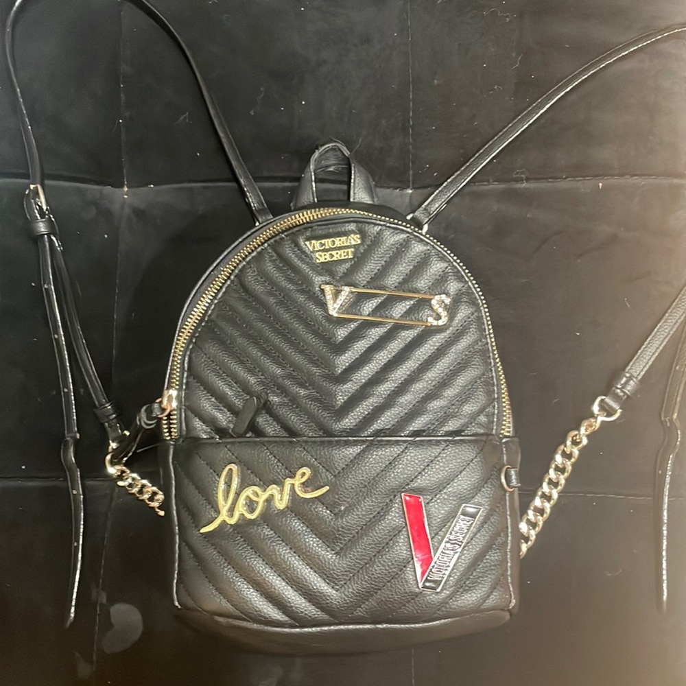 Victoria’s Secret bag